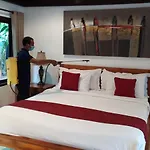 Alysha Villa Seminyak Beachside