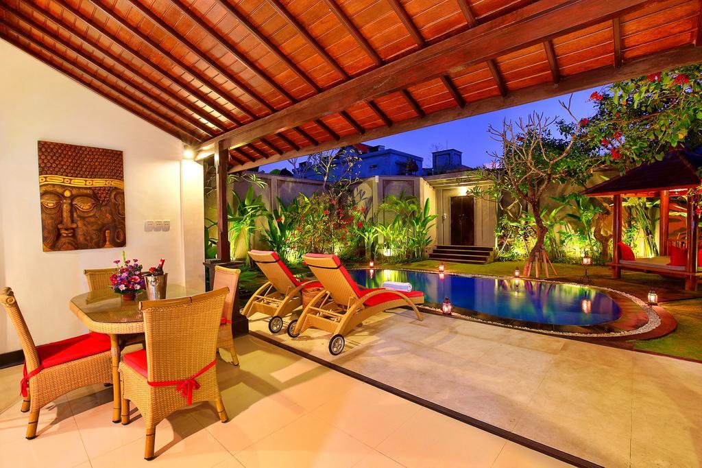 Alysha Beachside Villa *