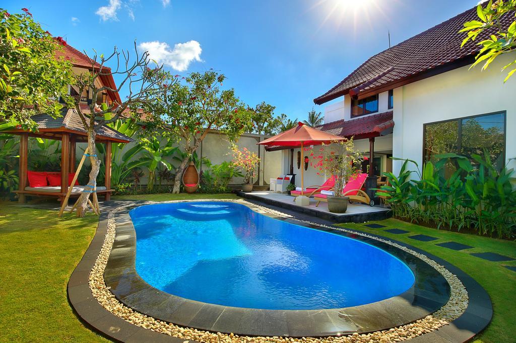 Alysha Beachside Villa *