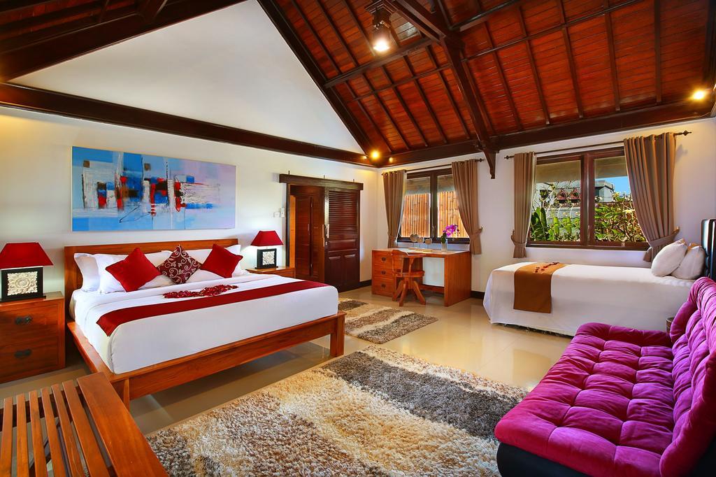 Alysha Beachside Villa *