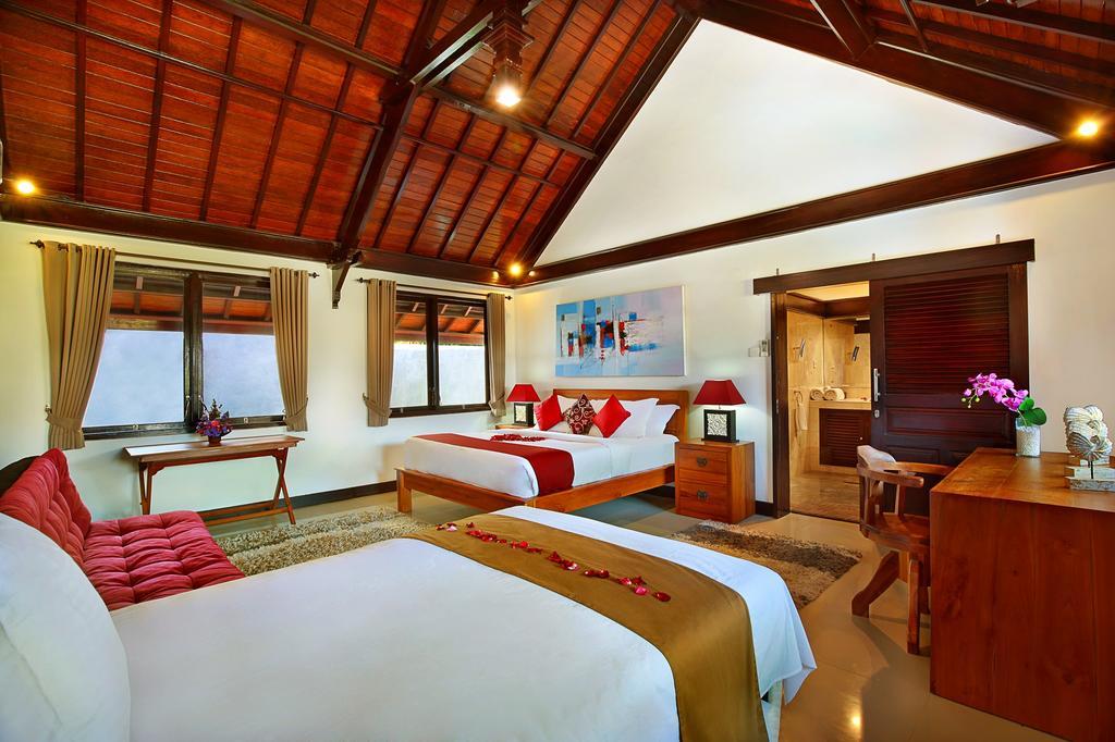Alysha Beachside Villa